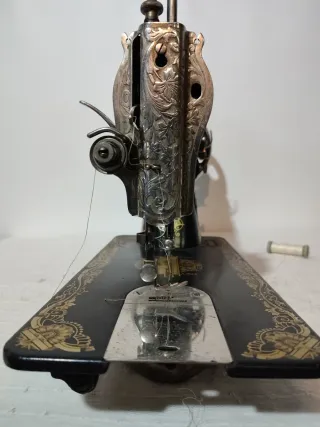 Máquina de coser Singer Esfinge