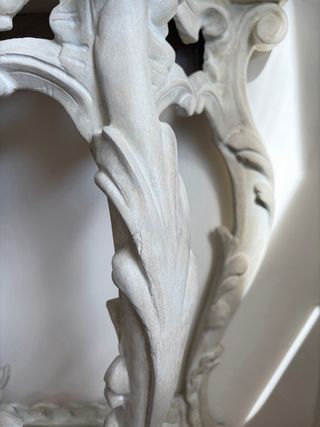 Consola decorativa restaurada