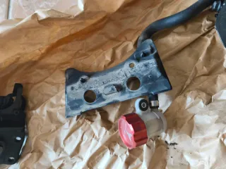 Pedal Freno y Estribera Der. Yamaha MT-07