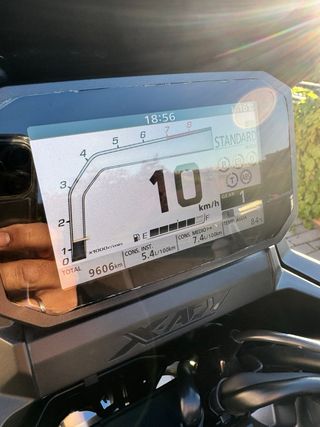 Honda X-ADV 750 9600km Garantía hasta 2028