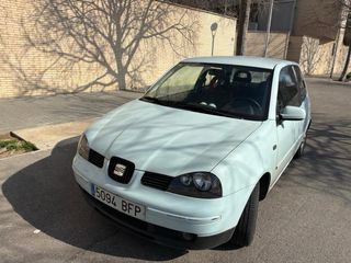 SEAT Arosa 2001