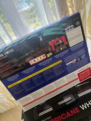 PACCHETTO PS4 + VOLANTE E PEDALIERA + TASTIERA E MOUSE