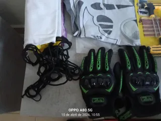 Moto Voge 125 R Negra y Amarilla