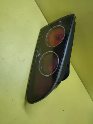 PILOTO TRASERO IZQUIERDO PORTON SEAT IBIZA 6L OSC