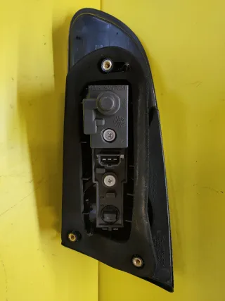 PILOTO TRASERO IZQUIERDO PORTON SEAT IBIZA 6L OSC