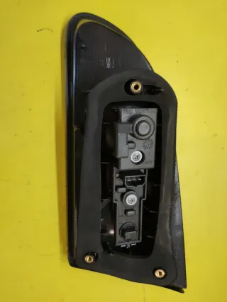 PILOTO TRASERO IZQUIERDO PORTON SEAT IBIZA 6L OSC