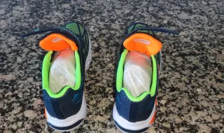 Skechers niño Talla 36