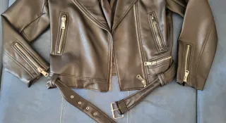 Cazadora Biker Polipiel Stradivarius Talla M