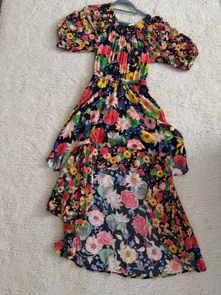 Vestido Desigual floral hombros descubiertos Talla