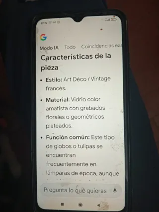 Jarrón de boemia púrpura decorado con plata de ley