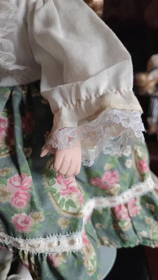 Bambola porcellana da collezione