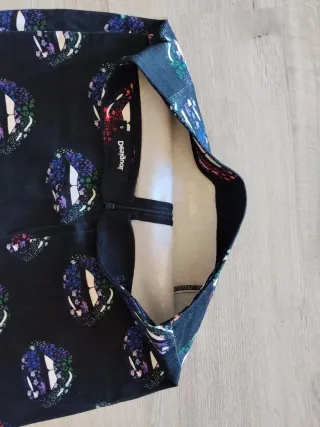 Falda Desigual Talla Única Estampado Labios