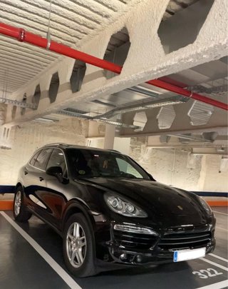 Se VENDE Porsche Cayenne2012 cambio (AUTOCARAVANA)