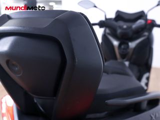 YAMAHA X-MAX 300 TECH MAX