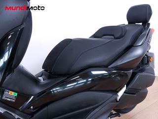 YAMAHA X-MAX 300 TECH MAX