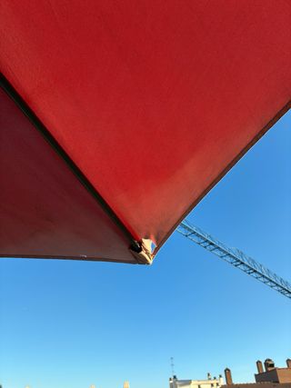 Parasol rojo