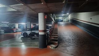 Garaje en venta en Sant Ildefons en Cornellà de Llobregat