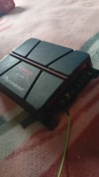 Subwoofer Infinity Dorado + Tapa Pioneer 500W