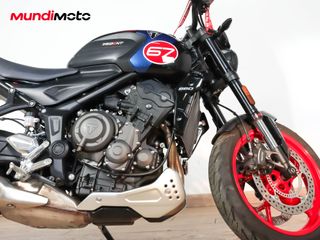 TRIUMPH TRIDENT 660