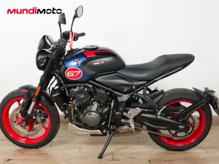 TRIUMPH TRIDENT 660