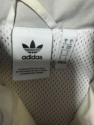 Chaqueta Adidas Gris y Blanca