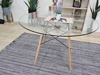 Mesa redonda cristal 120cm + 4 sillas blancas