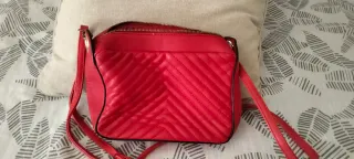 Bolso Negro/Gris Cuero y rojo