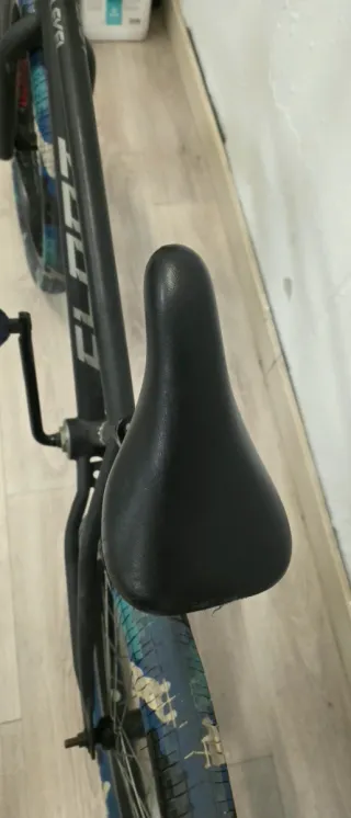 BMX Negra Mate 20 personalizada.  ESCUCHO OFERTAS