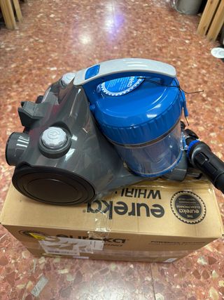Aspiradora Eureka WhirlWind Sin Bolsa