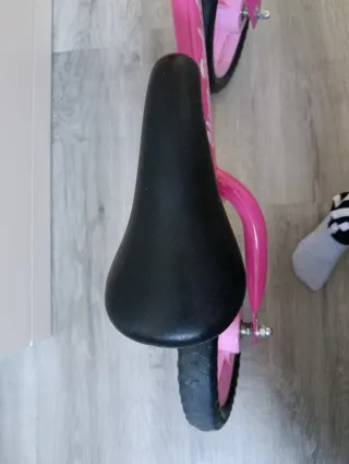 Bici de equilibrio rosa