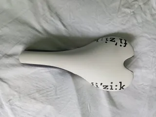 Sillín Fi'zi:k Aliante Gamma