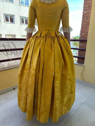 Traje de Fallera Amarillo , Blanco,dorado