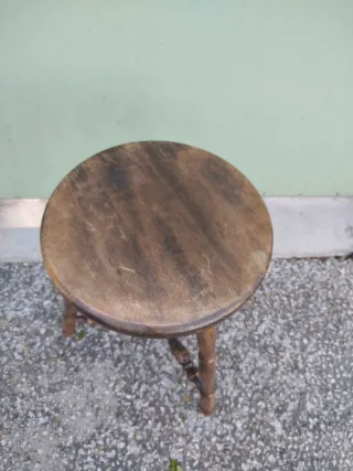 Taburete madera travesaño Siglo XIX