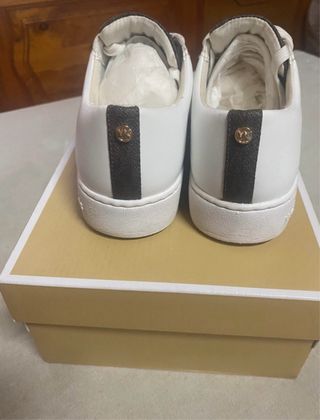 Zapatillas Michael Kors Blancas y Marrones