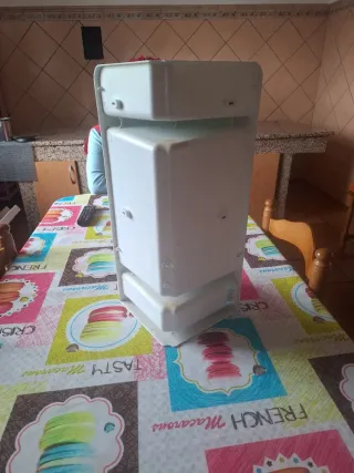 Estantería de esquina para baño