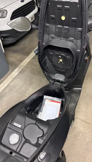 Moto SYM Symphony SR Negra Automática