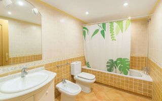 Piso en venta en Torrequebrada en Benalmádena