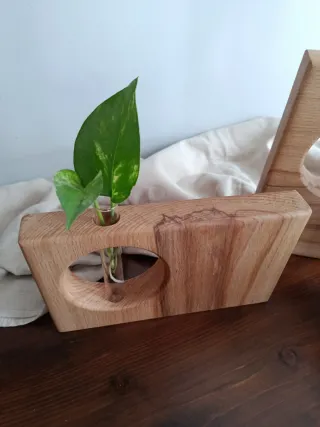 Vado in legno con provetta