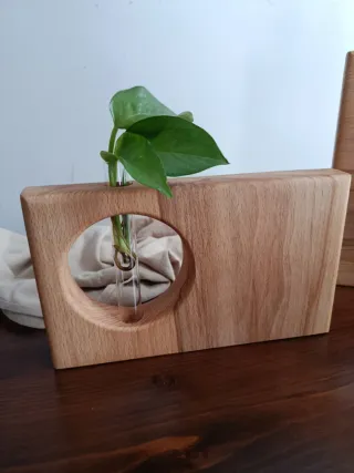 Vado in legno con provetta