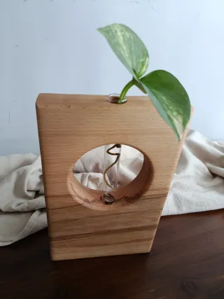 Vado in legno con provetta