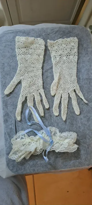 Guantes y liga de boda encaje