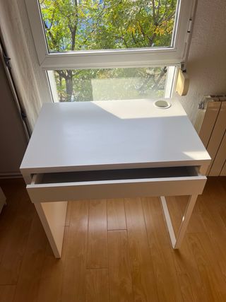 Escritorio MICKE IKEA Blanco  Medidas 73 x 50