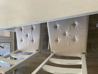 Mesa + 4 sillas de pino macizo estilo nórdico