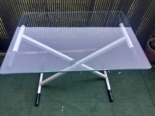 Mesa cristal regulable patas metal