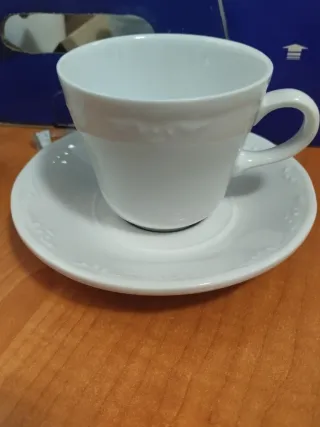 ÚLTIMOS DÍAS  Juego café/merienda. Porcelana  NUEV