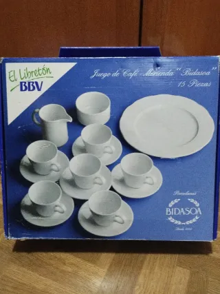 ÚLTIMOS DÍAS  Juego café/merienda. Porcelana  NUEV