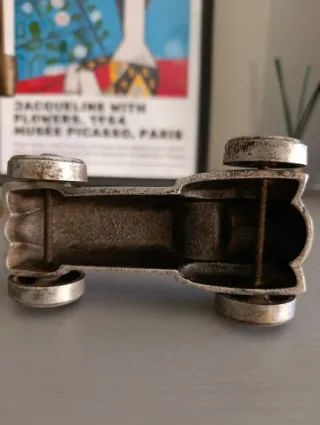 Coche de aluminio fundido años 30