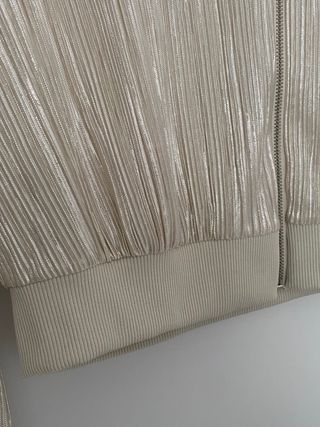 Chaqueta bomber  Zara Metalizada