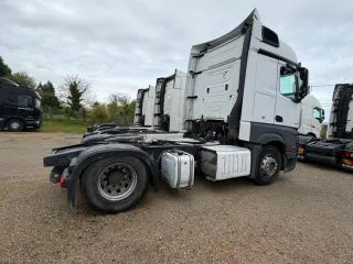 Mercedes-Benz actros 2015