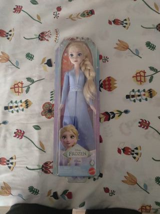 Muñeca Elsa Frozen Viajera Mattel